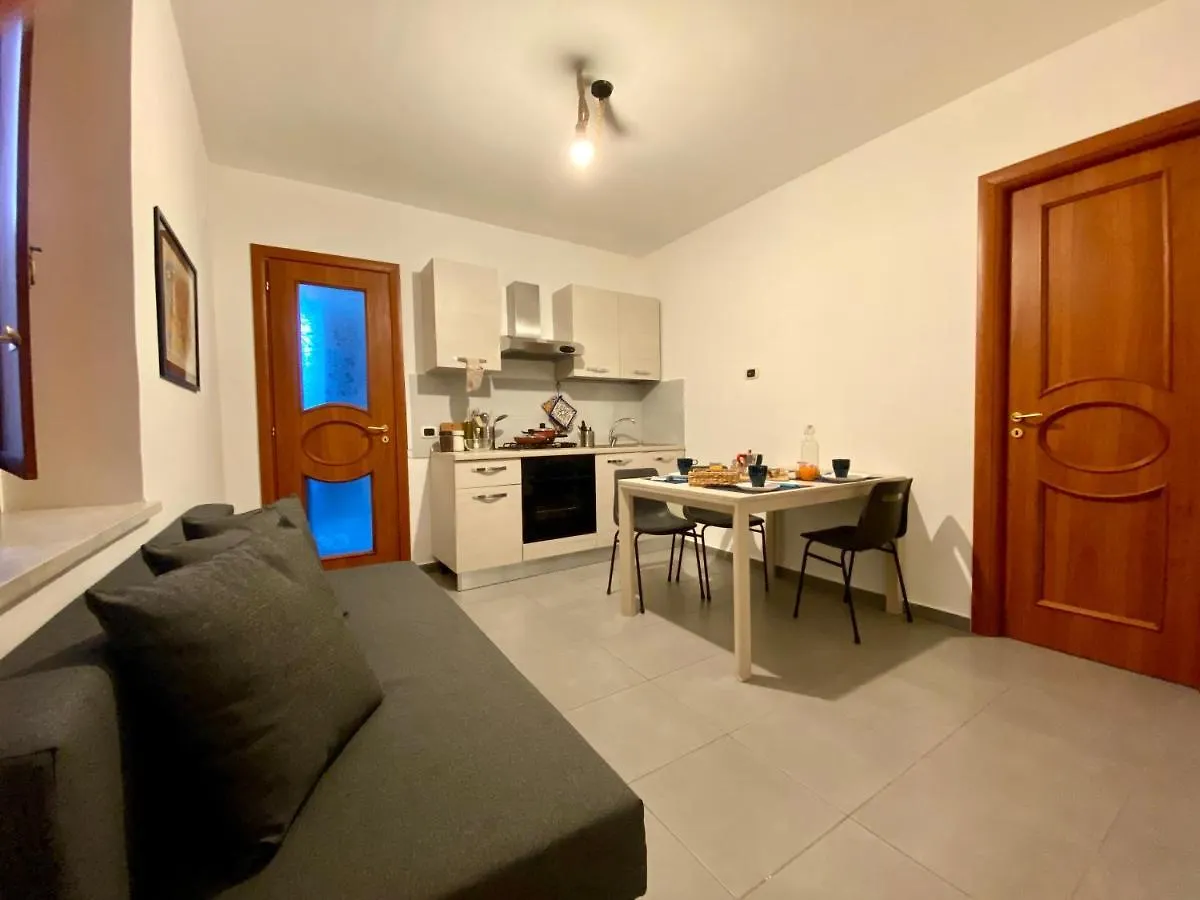 Casa Con Terrazzo In Centro Apartment Naples