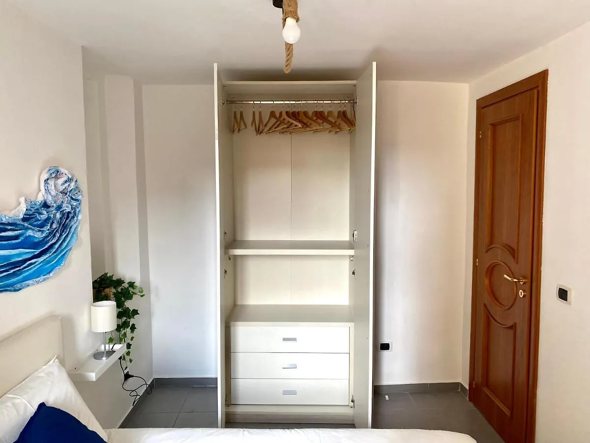 Casa Con Terrazzo In Centro Daire Napoli İtalya